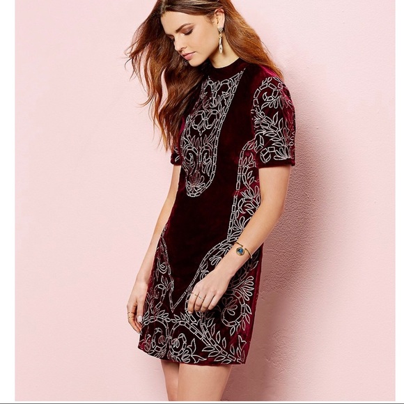 adrianna papell embroidered cocktail dress CHELSEA dress May Flowers Blue – Lesley Evers main image 0